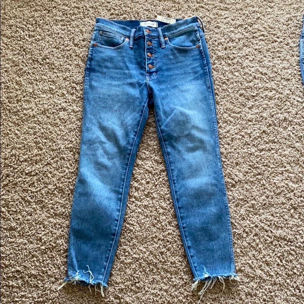 Petite 10” High-Rise Skinny Jeans in Cordova